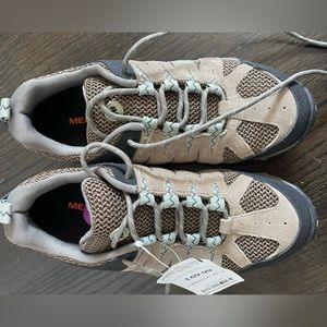 Merrell Accentor Women’s Hiking Shoes - US 8.5